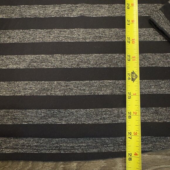 Lululemon Studio 1/2 Zip Pullover Asymmetrical Men’s M/L? Striped Sweater - Picture 4 of 6